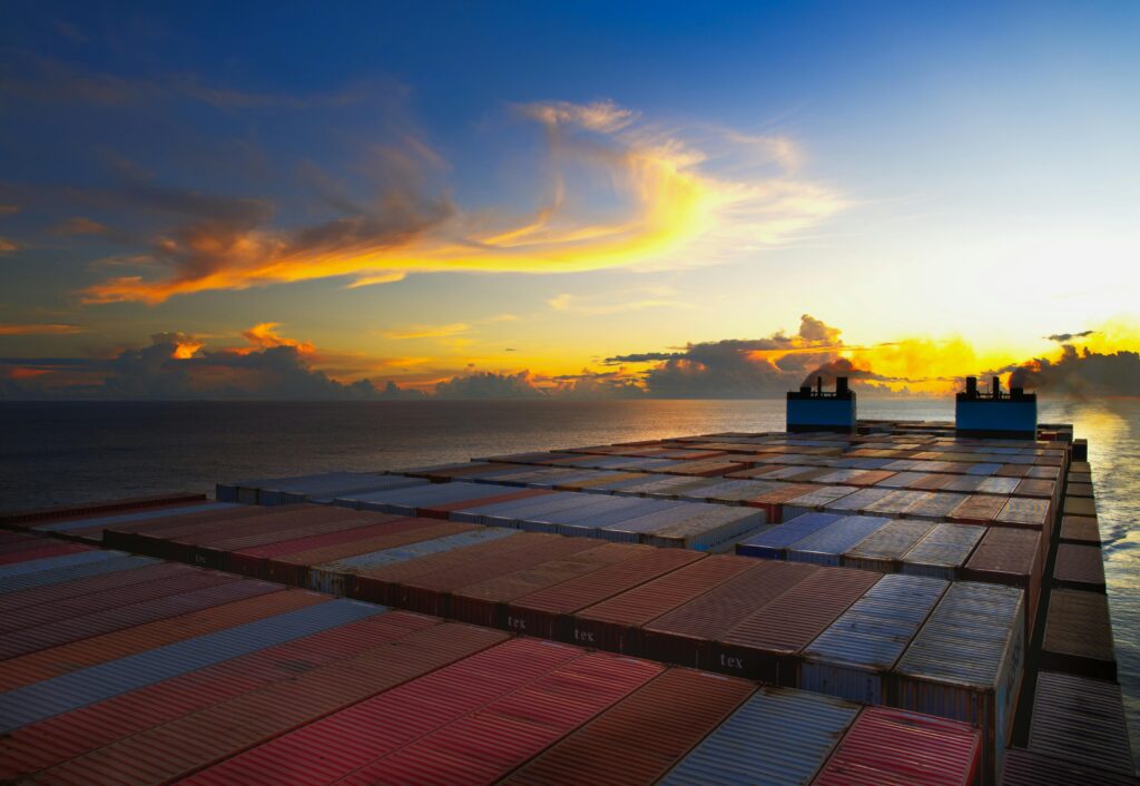 navio e containers agente de carga